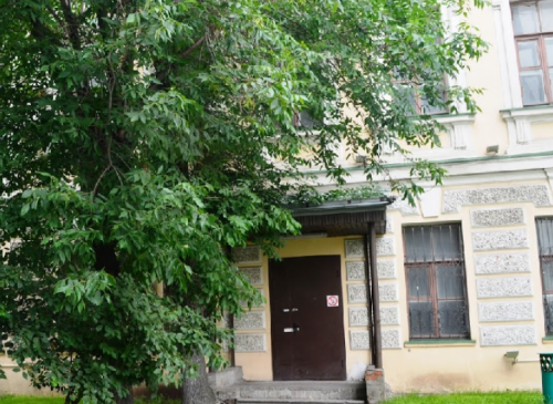 Особняк "Варшавское шоссе, 1" – фото объекта